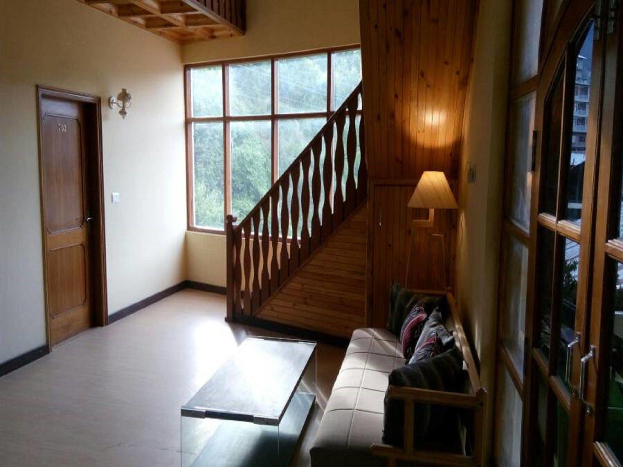 Bravia Hotel Manali Inn المظهر الخارجي الصورة